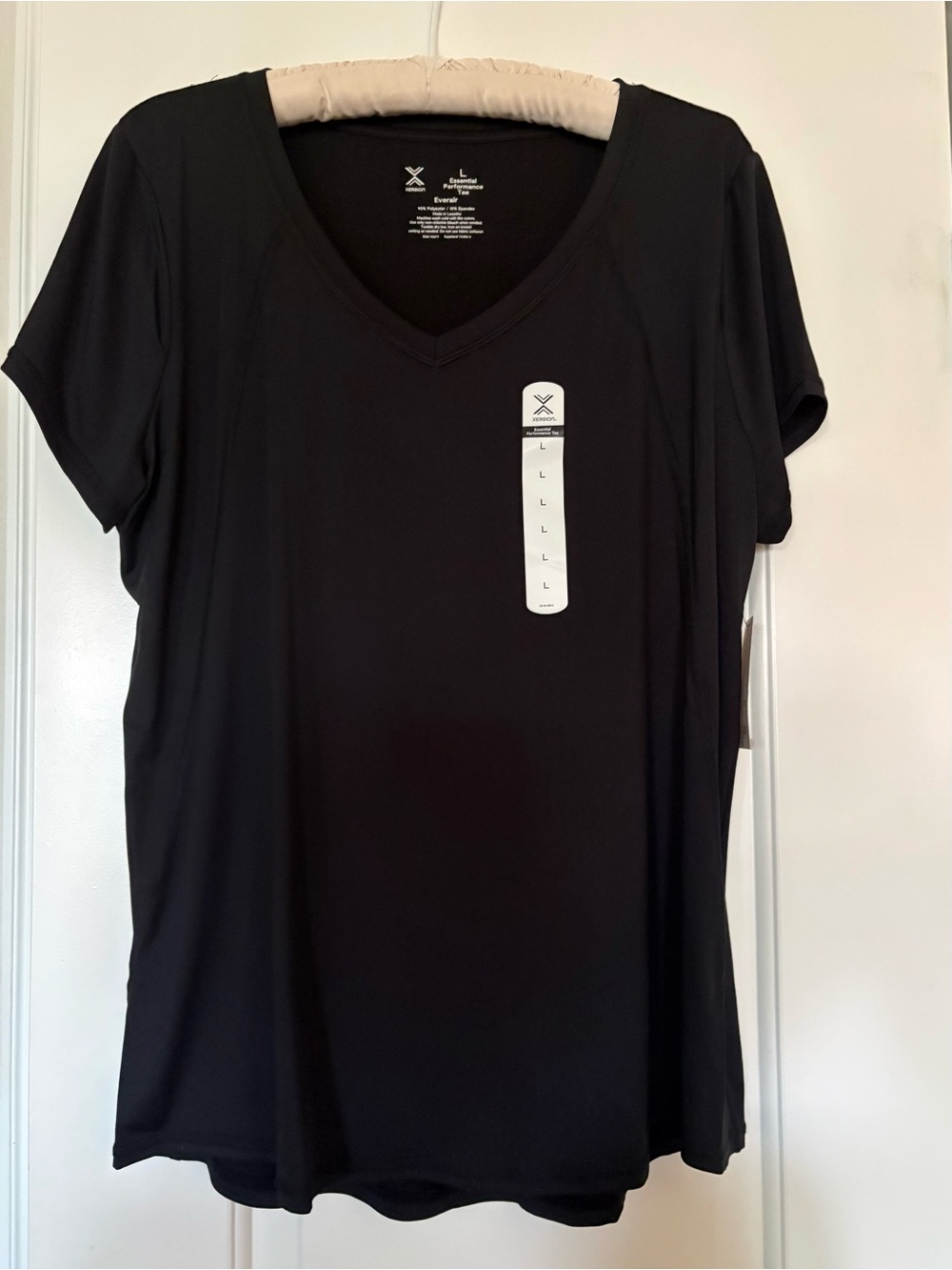 Xersion Black V-Neck Short Sleeve Tee